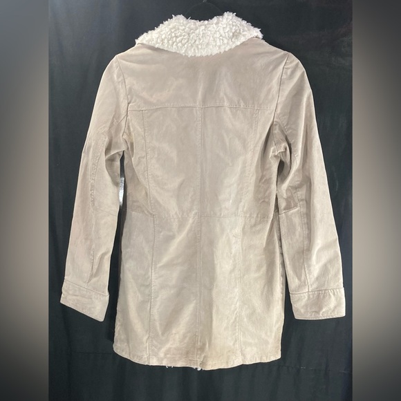 Forever 21 Light Tan Leather Jacket with Cream Fur Collar - Picture 1 of 3